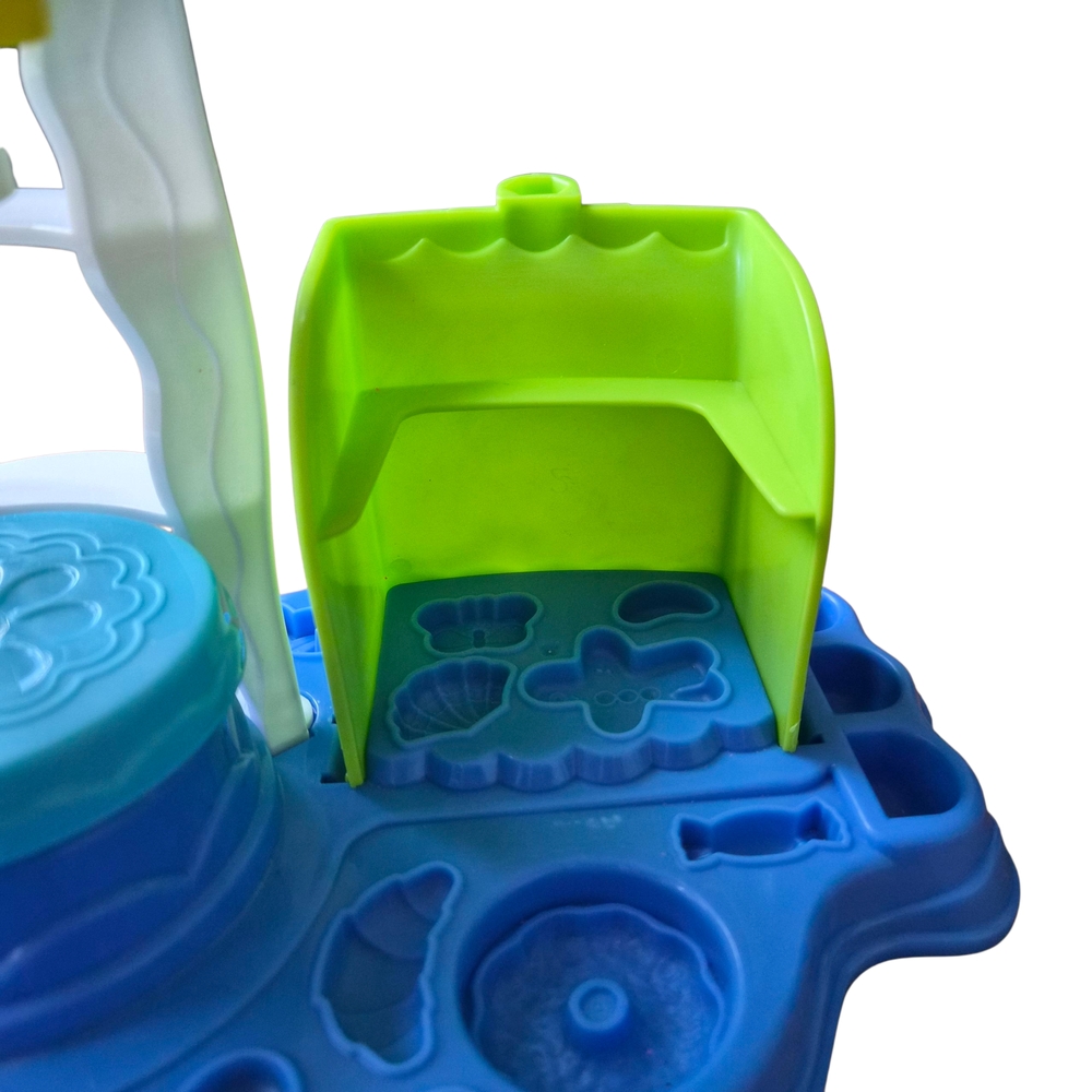 Play-Doh Sweet Shoppe Frosting Fun Bakery Playset - Picture 6 of 8